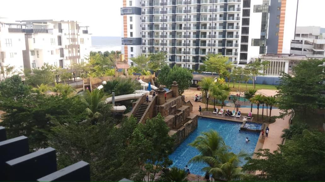Nra @ Sg Resort Residences Kuantan Ngoại thất bức ảnh
